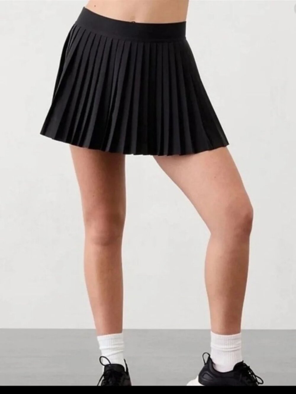 Athleta Match Point High Rise Pleated Skort in Black